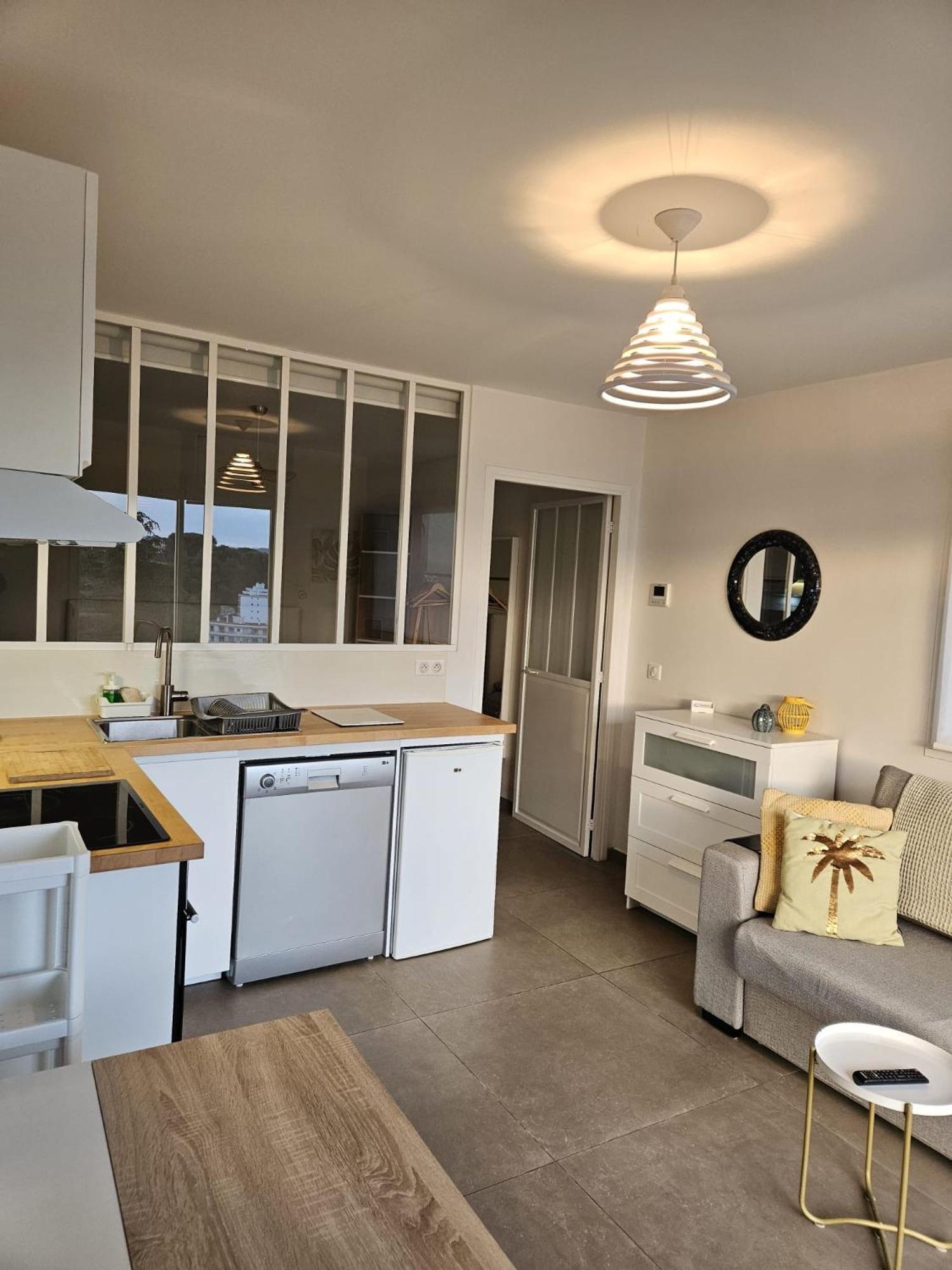 Twenty Rent Hotel Cagnes-sur-Mer Ngoại thất bức ảnh
