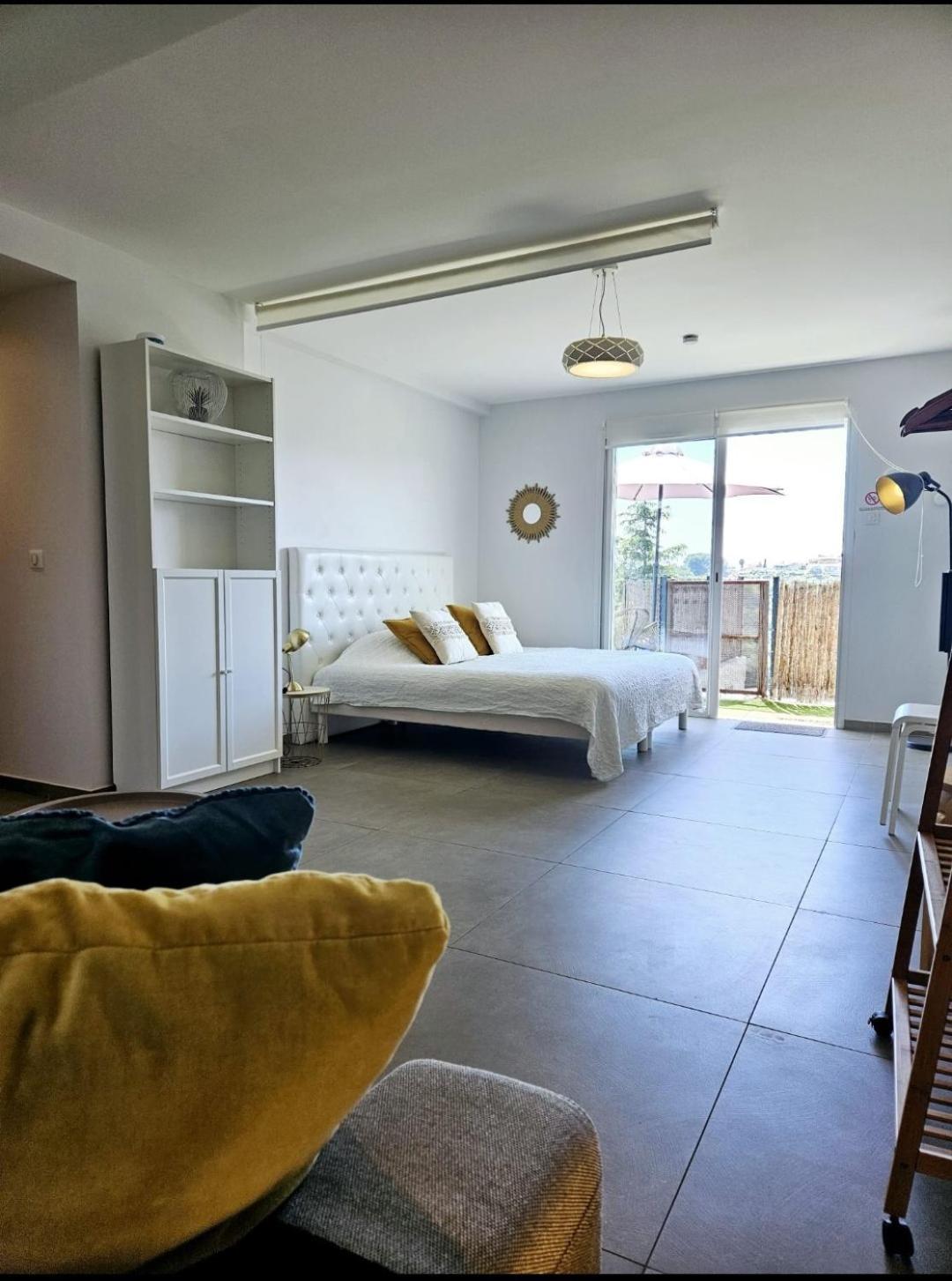 Twenty Rent Hotel Cagnes-sur-Mer Ngoại thất bức ảnh