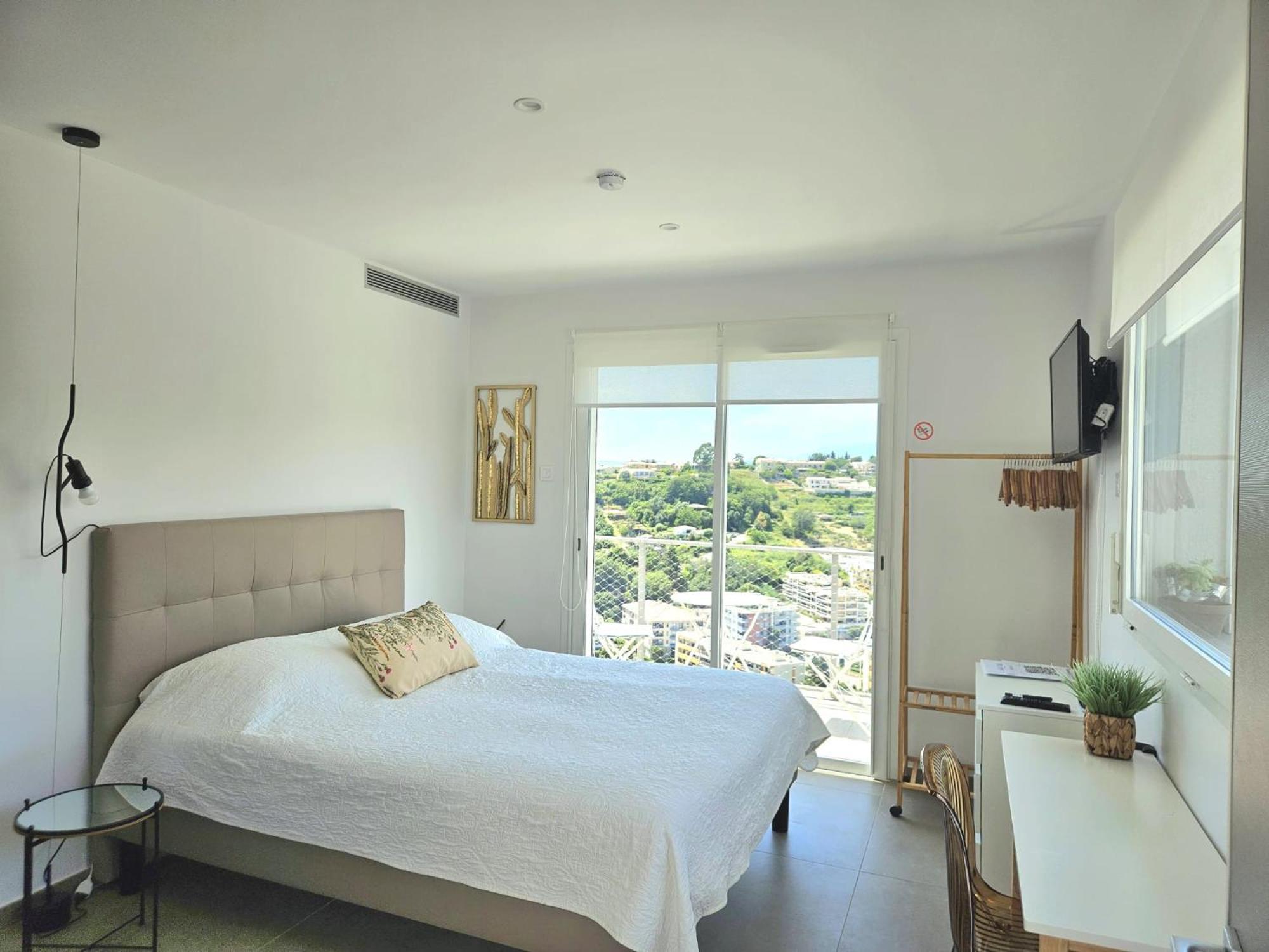 Twenty Rent Hotel Cagnes-sur-Mer Ngoại thất bức ảnh