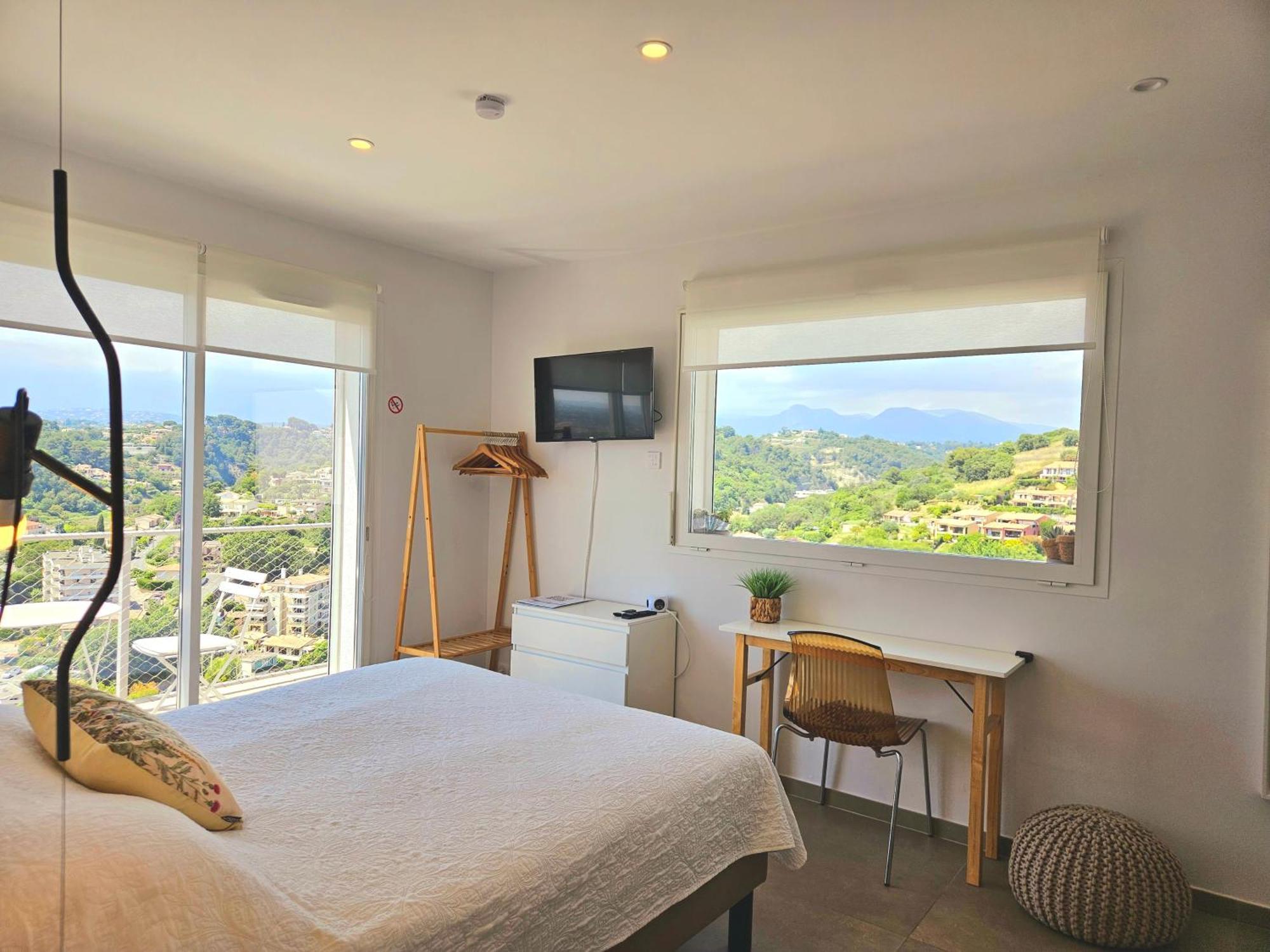 Twenty Rent Hotel Cagnes-sur-Mer Ngoại thất bức ảnh